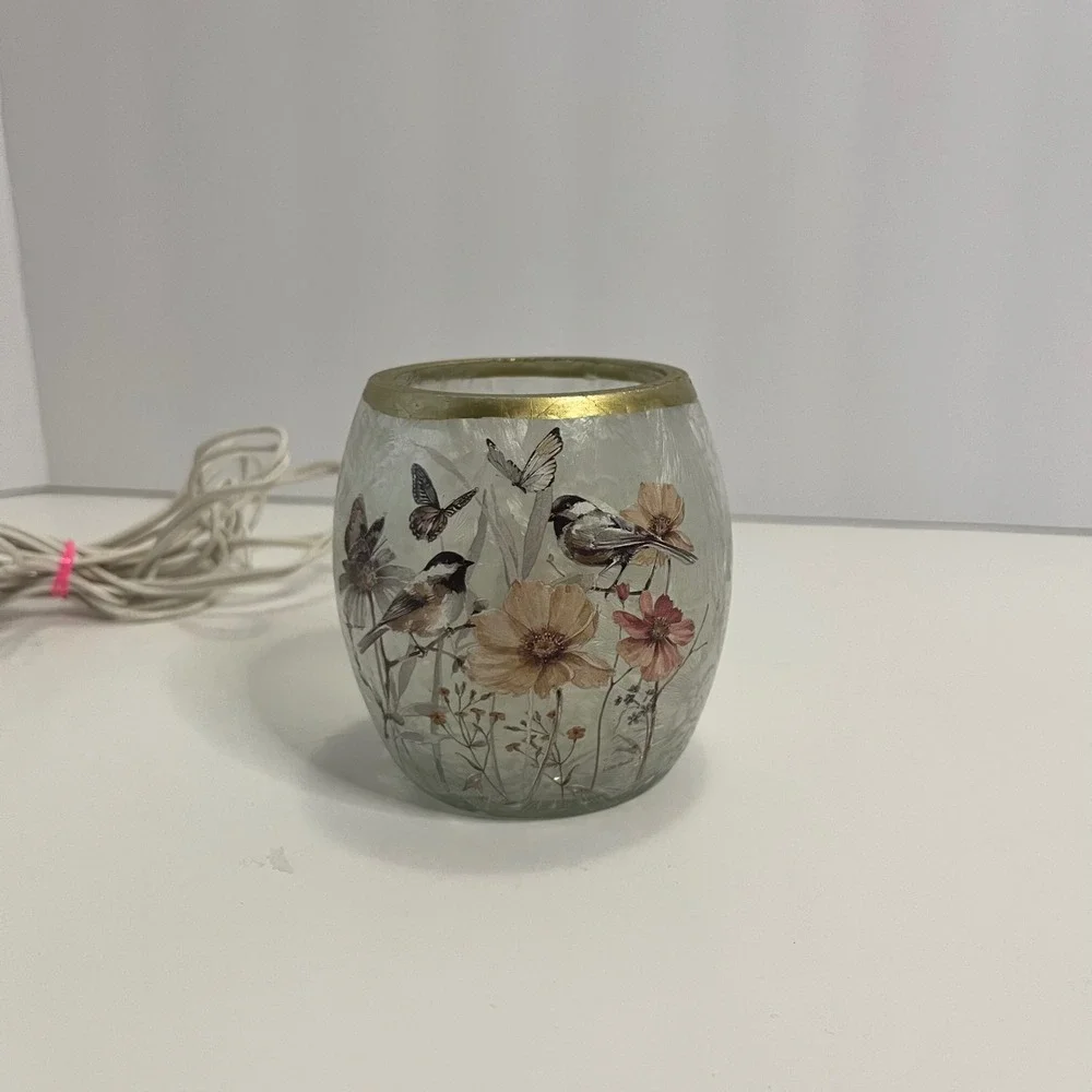 Frosted Glass Bird Butterfly Electric Accent Lamp Nature Floral Sm Stony creek